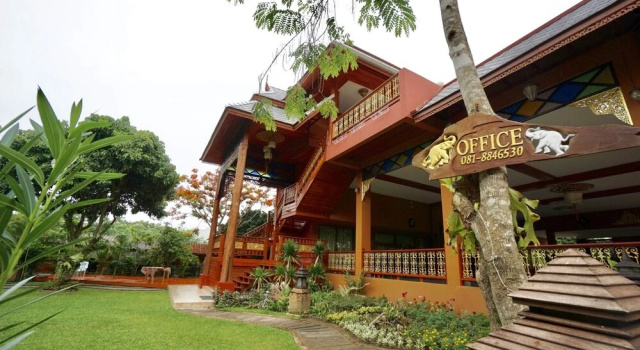 Rom Sak Resort, 预订 度假村 杭东 清迈