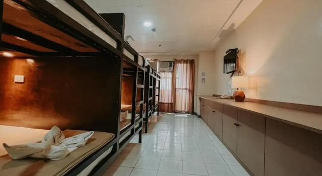 Четырёхместный номер Comfort Fuente Hotel De Cebu