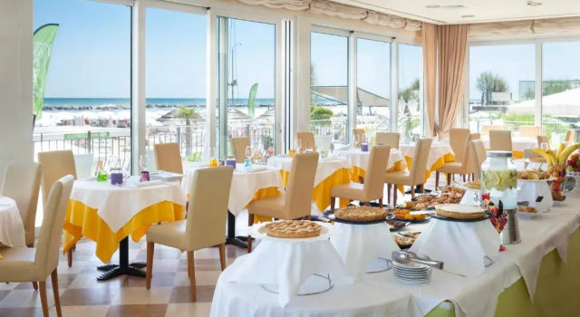 Четырёхместный номер Standard Hotel Orizzonte