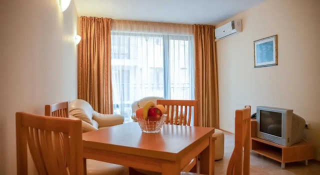 Апартаменты c 1 комнатой с балконом и с красивым видом из окна Apartment Tourist Complex Rose Village