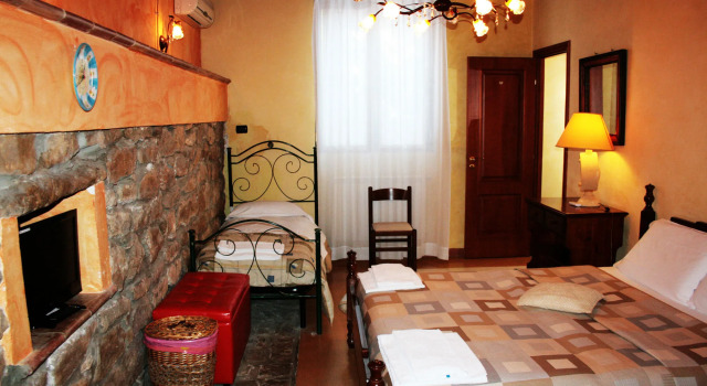 La Casa sulla Collina dOro, Book Bed and Breakfast Hotels in Sicily with Parking, Parking