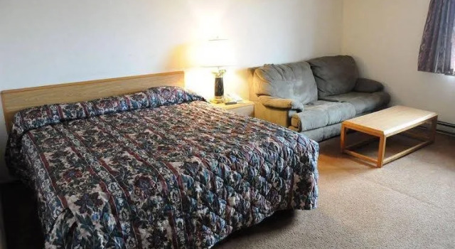 Roadstar Inn Green Bay, Buchen Sie Hotel Green Bay Wisconsin