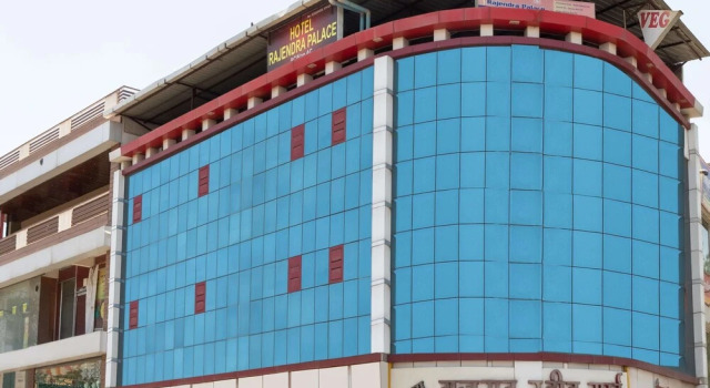 OYO 40153 Hotel Rajendra Palace
