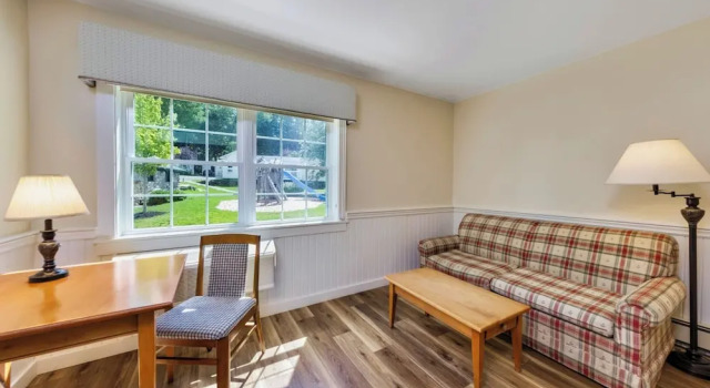 Четырёхместный люкс Country Inn at Camden Rockport