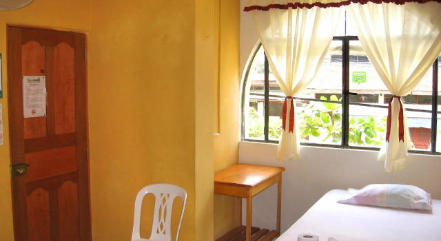 Amazon House Hostel, Book Hostel Cheap Hotels in Iquitos Region