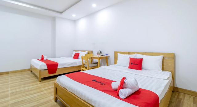 Семейный номер Standard RedDoorz Plus near E-Town 2