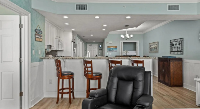 Treasure Island 1505, Book Hotel Lower Grand Lagoon USA