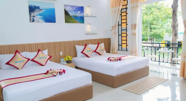 Четырёхместный номер Standard с балконом Minh Minh Nam 2 Hotel