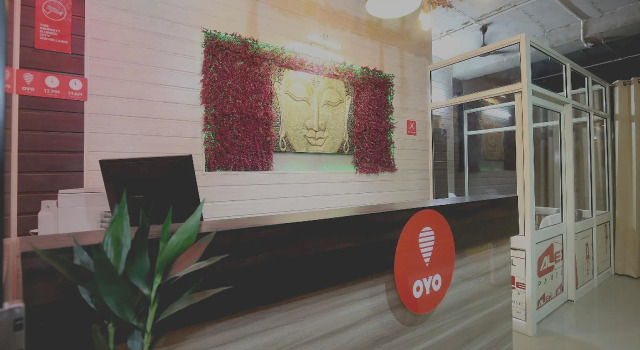 OYO 13368 Hotel Gold Star, Book Hotel Hoteller i Punjab med parkering, Parkering