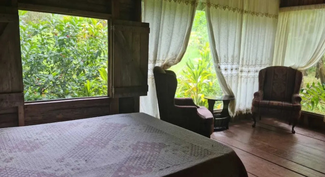Семейное бунгало с видом на внутренний двор Santa Maria Volcano Lodge