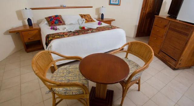 Двухместный номер Standard с балконом и с видом на сад Hotel La Joya Isla Mujeres