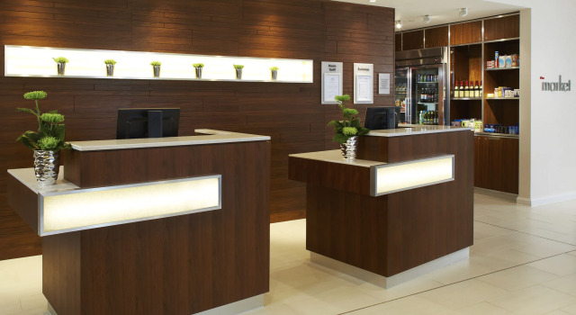 Courtyard by Marriott Aberdeen Airport, Book Hotel Hoteller i Aberdeenshire med parkering, Parkering