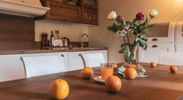 Paradiso Di Cacuci - Traditional Tuscan Vineyard & Villa, Забронировать Вилла Виллы Валь д’Орча, Вилла
