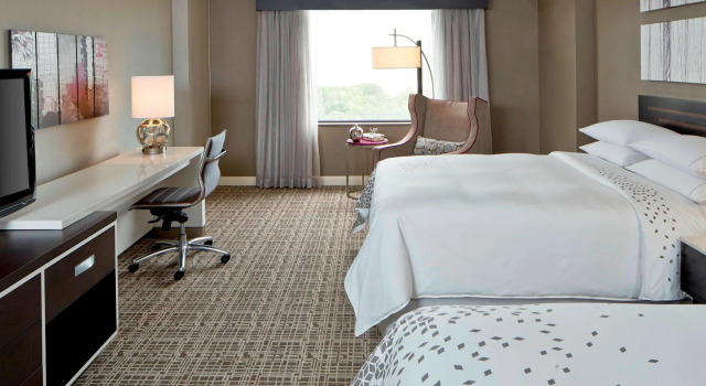 Четырёхместный номер Standard Renaissance Atlanta Waverly Hotel & Convention Center