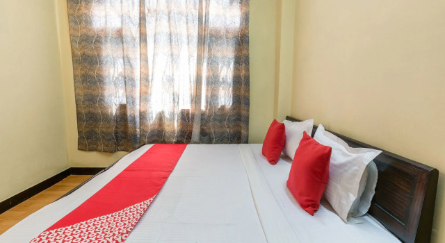 OYO 12685 Home 2BHK Hill View Sankat Mochan