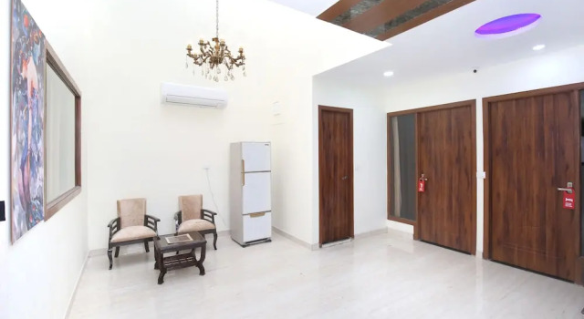OYO 322 Hotel Royal, Prenota Hotel Chandīgarh Chandigarh Region