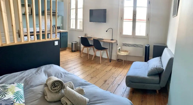 LE DUMON 4 - Studio NEUF LUMINEUX CALME - WiFi - GARE 200m