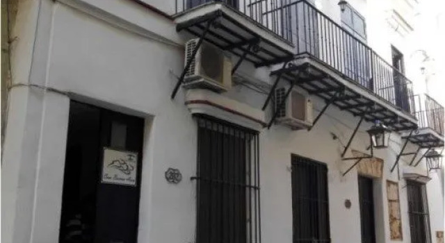 Casa Buenos Aires, Забронировать Отель Гавана Гавана, рядом с Старая площадь
