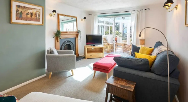 Host Stay Bodiam Close, Забронировать Отель Отели Исторического графства Суссекса с парковкой, Парковка