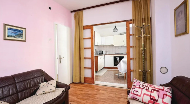 Awesome Home in Zuljana With Wifi and 4 Bedrooms