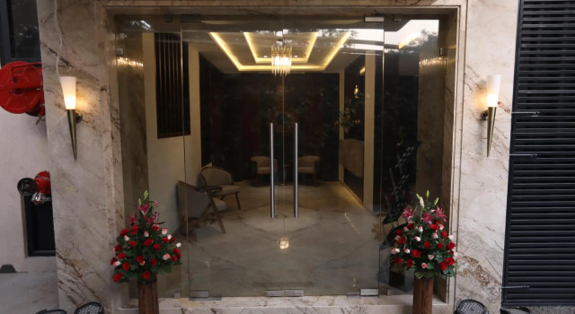 Tripli Hotels Shourya Residency, Забронировать Отель Отели штата Раджастхана с парковкой, Парковка