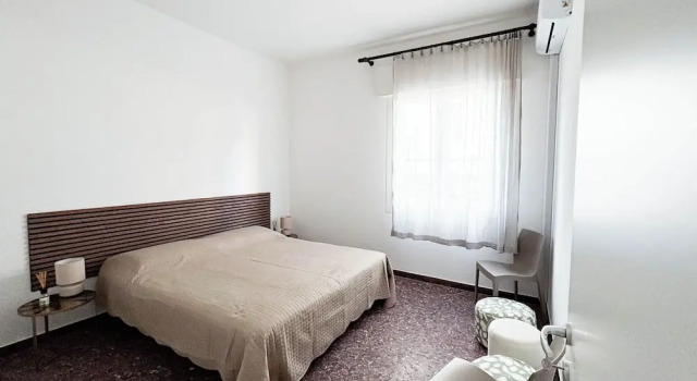 Seafront Apartment With Private Parking