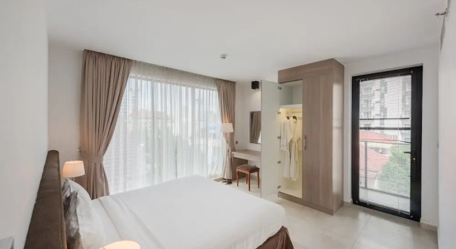 Люкс с балконом Mansion 51 Hotel & Apartment