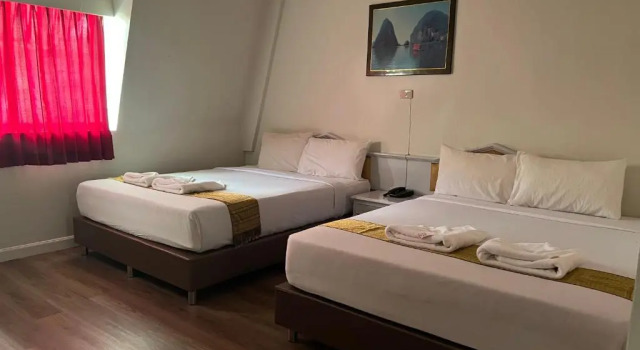 Семейный номер Standard Merlin Grand Hotel