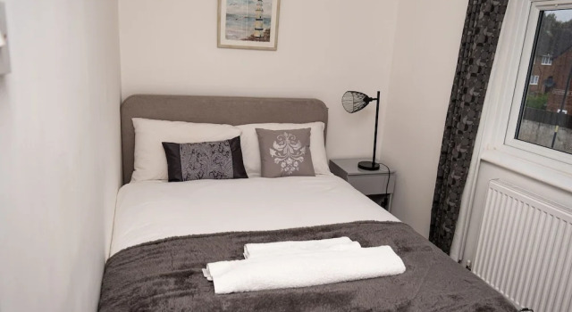 7 Guests - 3 Bedrooms - Parking - Pet Friendly, Buchen Sie Hotel Walsall West Midlands