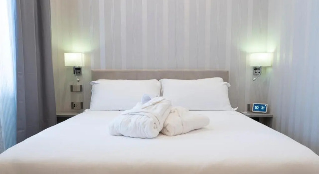 Номер Standard Varese Suites