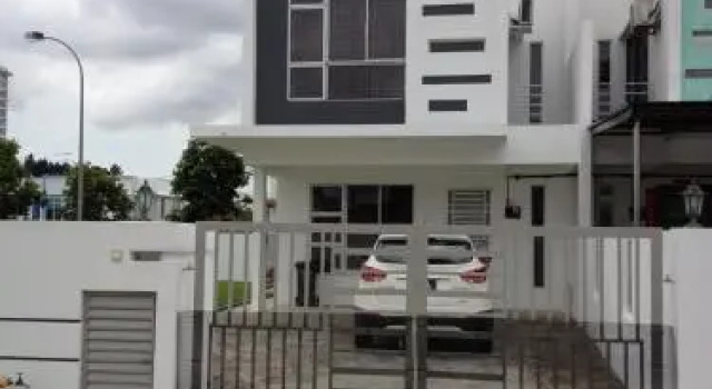 Comfort Holiday Home @ Bukit Indah, Varaa Hotelli Hotellit Johor pysäköinnillä, Pysäköinti