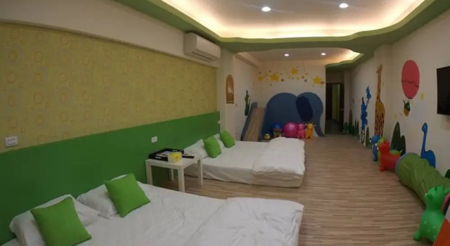 Night Bear Family Homestay