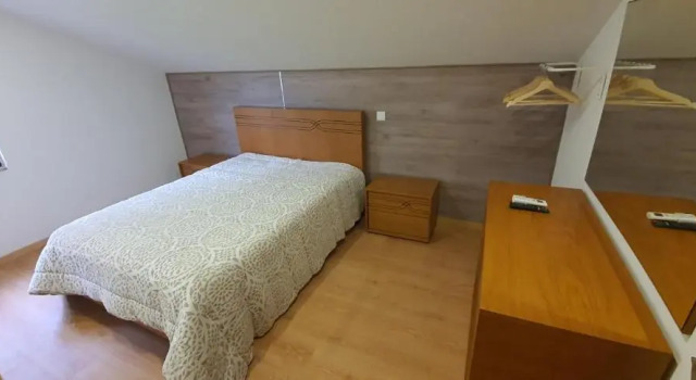 Quinta da Tormenta -14 pessoas- Cabeceiras de Basto 2 casas e piscina privada, Book Hotel Hotels in Centro with a Pool, Swimming Pool