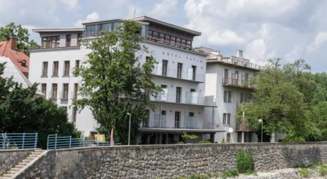 Pavla, Rezervovat Hotel Hotely v Trnavský kraj s parkováním, Parkování