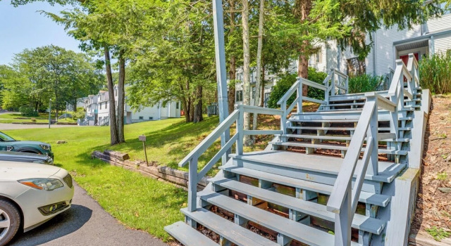 Walk to Dining! Townhome 1 Mi to Big Boulder Mtn, Buchen Sie Ferienwohnung Lake Harmony 