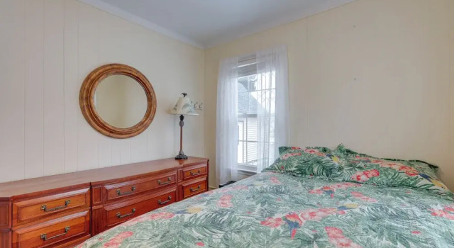 Walk to Beach & Boardwalk: Jersey Shore Cottage!, Buchen Sie Ferienhaus Villen in Wildwoods Beach, Villa