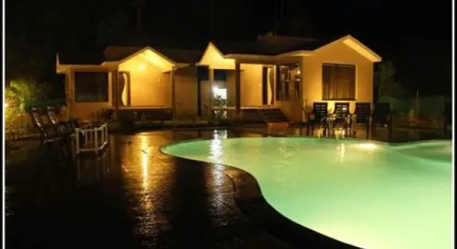 Kingfisher Resort, Reserva ahora Resort Kānha 