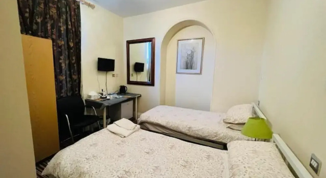 Standard dublă cameră 3 camere Aron Guesthouse