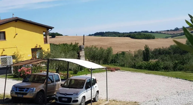 Апартаменты Цокольный этаж Agriturismo La Stradaccia