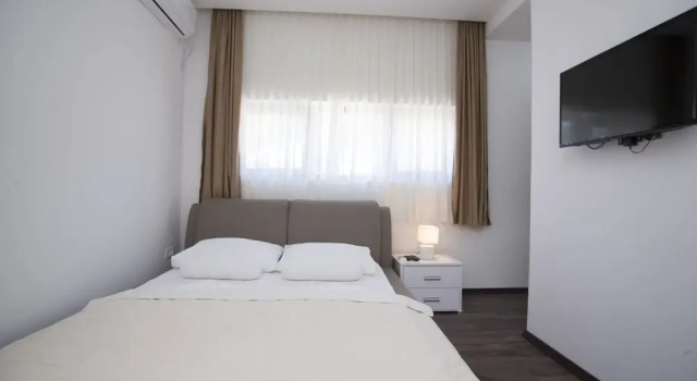 Студия Standard Helena Apartments
