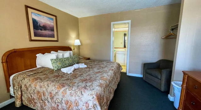 The Oceanfront Viking Motel