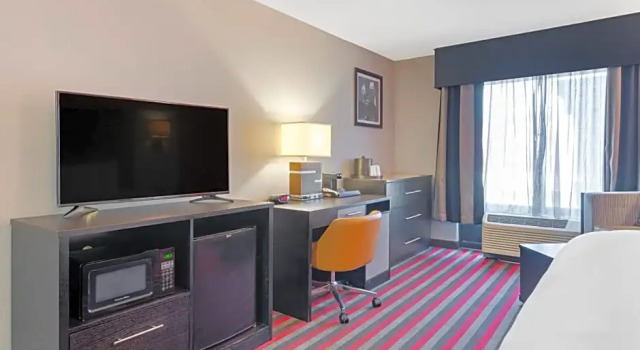 Двухместный люкс Comfort Inn & Suites Carrollton
