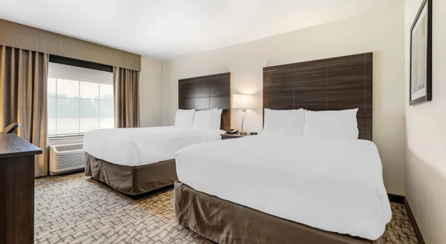 Номер Standard Comfort Inn & Suites Medina NY near Erie Canal