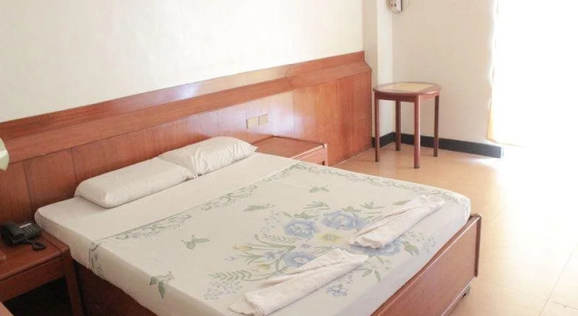 Evergreen Hotel