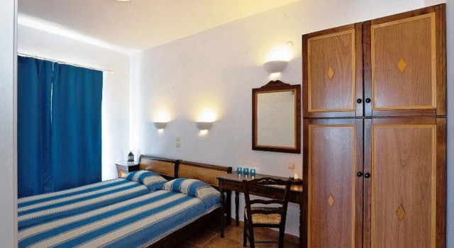 Katikies Studios & Apartments