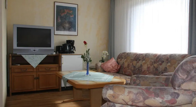 Pension Haus Abendrot, Забронировать Отель Отели земли Гессена 3 звезды, 3*