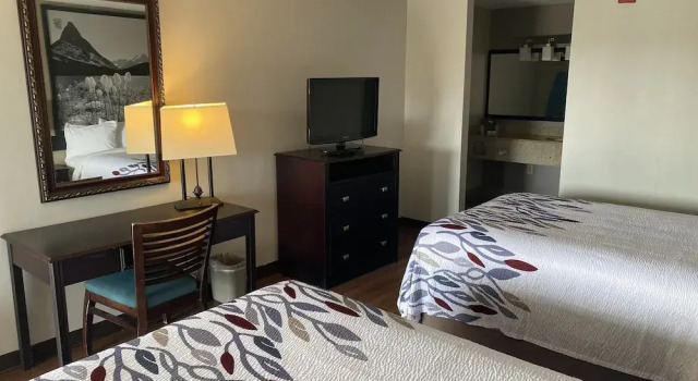Четырёхместный номер Deluxe Red Roof Inn Savannah North I-95 - Port Wentworth
