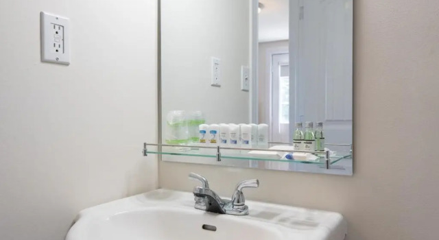 Коттедж Canadas Best Value Inn & Suites Summerside