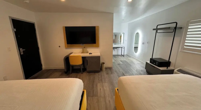 Hotel Rudra - Hollywood, Забронировать Отель Голливуд Лос-Анджелес, рядом с Бульвар Голливуд