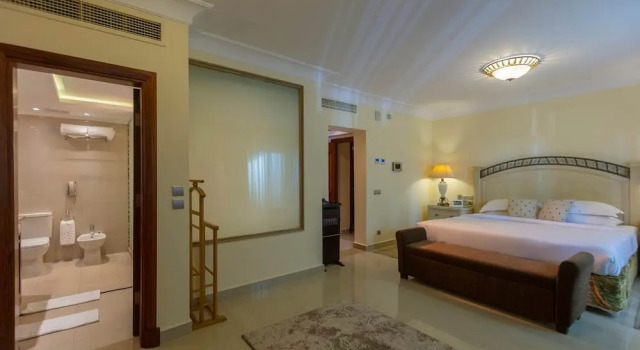 A 4 bedroom contemporary villa is furnished with luxe imported Italian furniture, Забронировать Вилла Виллы Шарм-эш-Шейх, Вилла